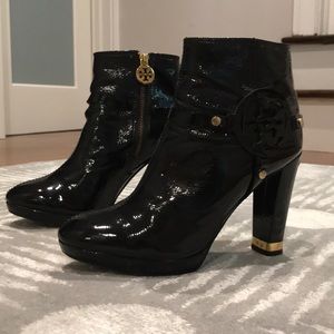 Tory Burch Black Patent Leather Ankle Boots Size 8